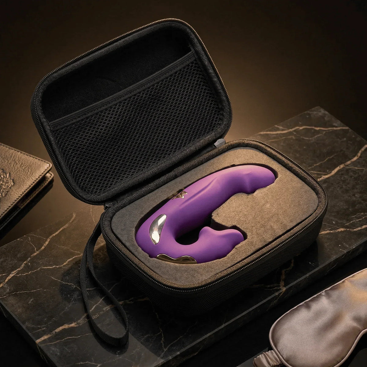 Discreet Comfort — Device + Case